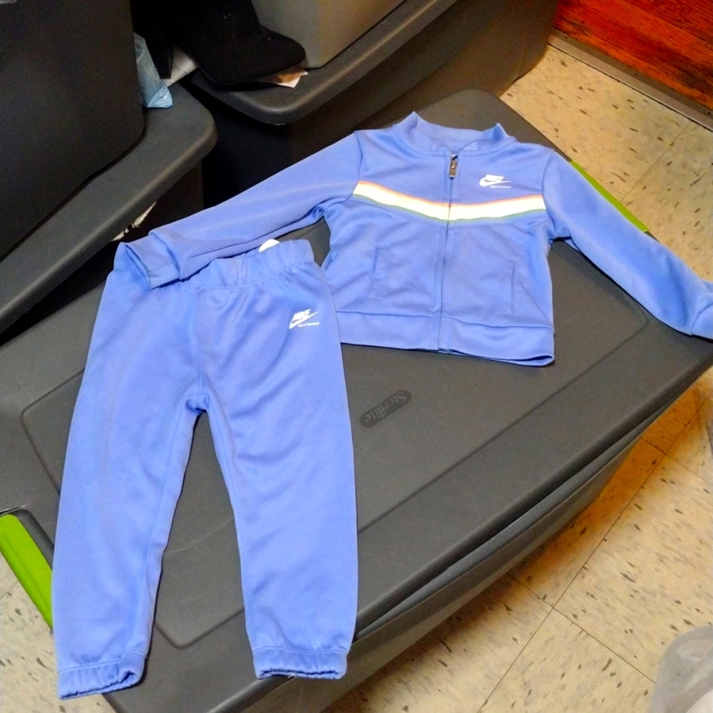 Nike Toddler Set Size 24months